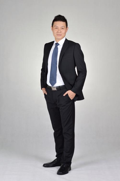 李三忠 视觉与舞美负责人